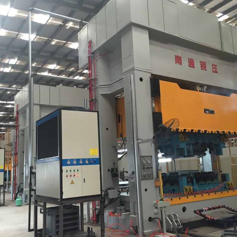 油冷機的制冷控制技術，你選對了機型嗎？