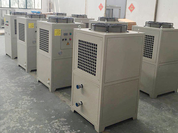 油冷機廠家不同的分類標準和應用 油冷機廠家不同的分類標準和應用